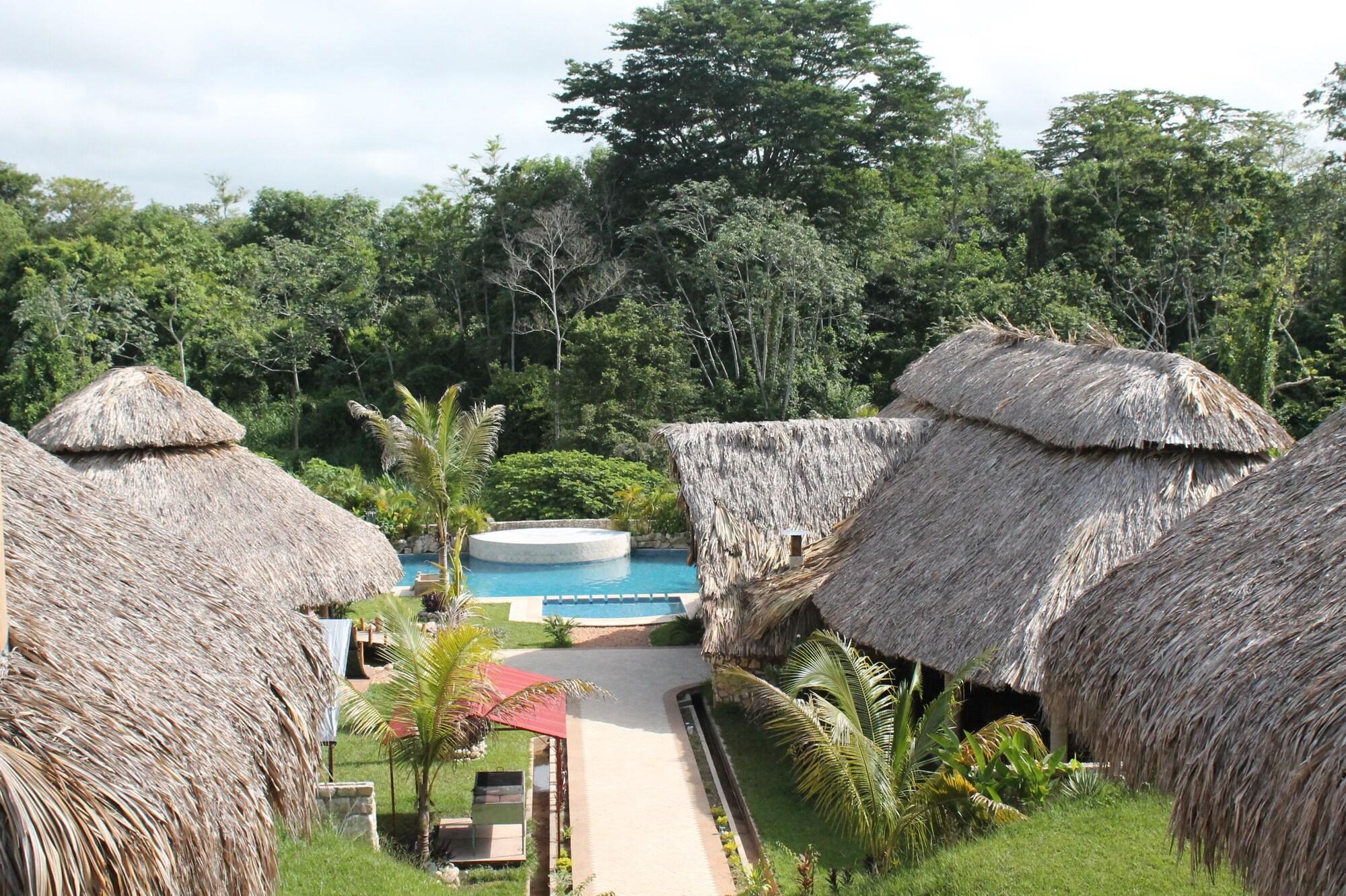 Axkan Palenque, Shows En Vivo & Gastronomia Mar Y Tierra & Travel Agency מראה חיצוני תמונה
