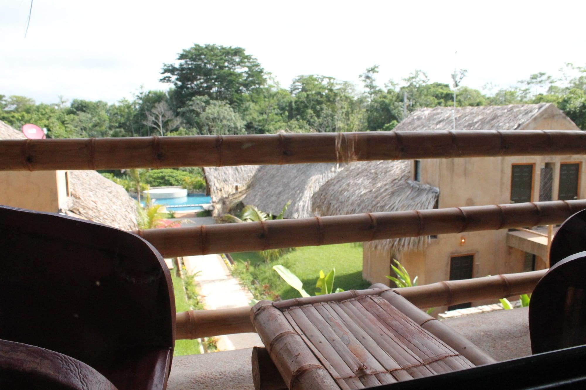 Axkan Palenque, Shows En Vivo & Gastronomia Mar Y Tierra & Travel Agency מראה חיצוני תמונה
