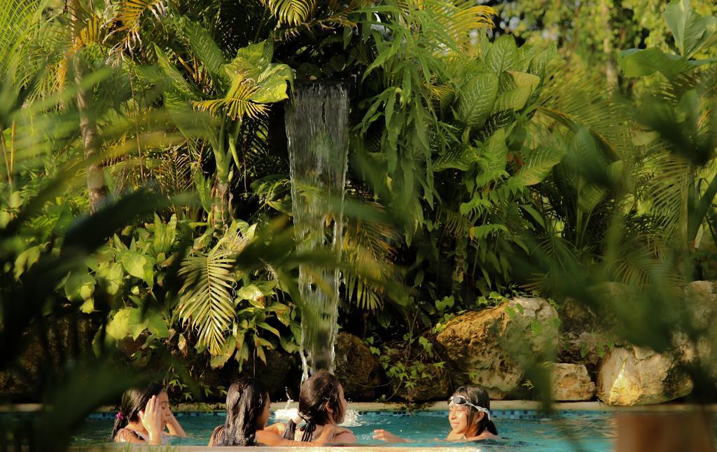 Axkan Palenque, Shows En Vivo & Gastronomia Mar Y Tierra & Travel Agency מראה חיצוני תמונה